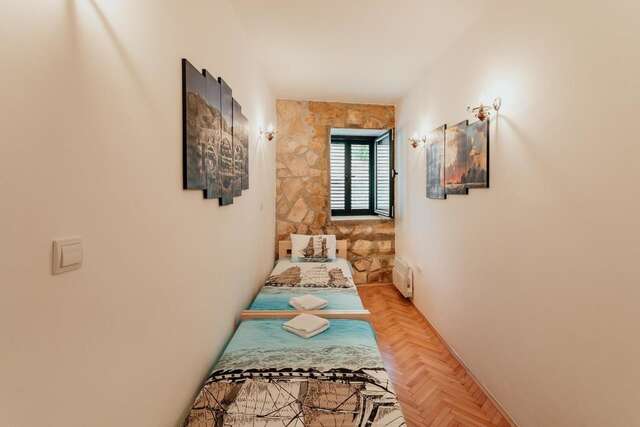 Гостевой дом Stone House Herceg Novi Херцег-Нови-7